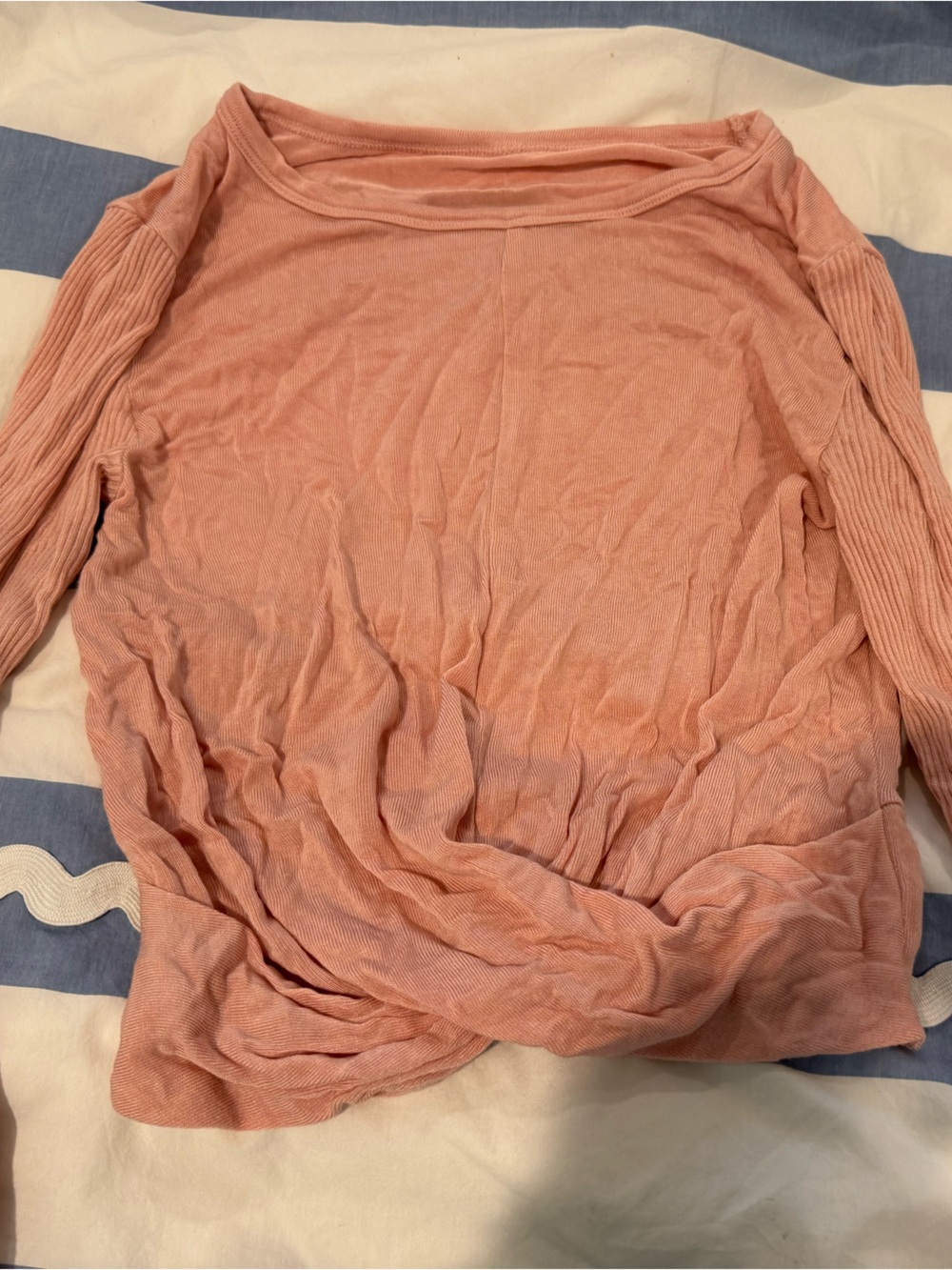 ALO Yoga Long Sleeve Ribbed Top in Dusty Pink